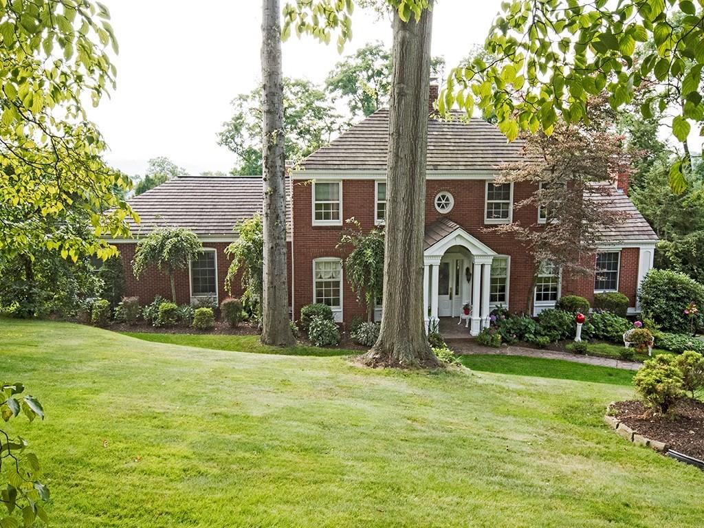 858 Larchmont Road Pittsburgh, PA 15243 - Photo 1 of 25 Gallery Image 1