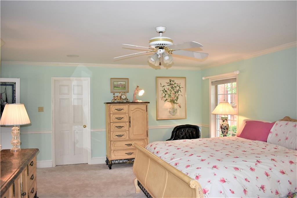 858 Larchmont Road Pittsburgh, PA 15243 - Photo 18 of 25 Gallery Image 18