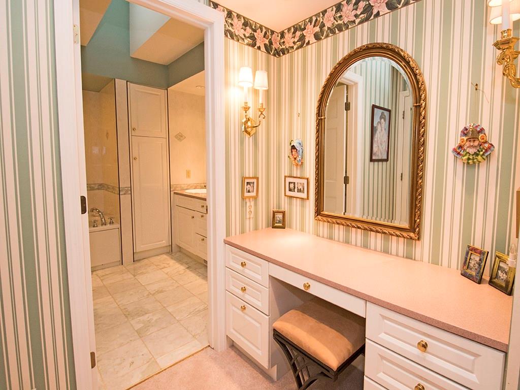 858 Larchmont Road Pittsburgh, PA 15243 - Photo 19 of 25 Gallery Image 19