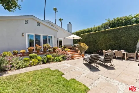 $2,689,000 | 453 North Alfred Street, Los Angeles, CA 90048