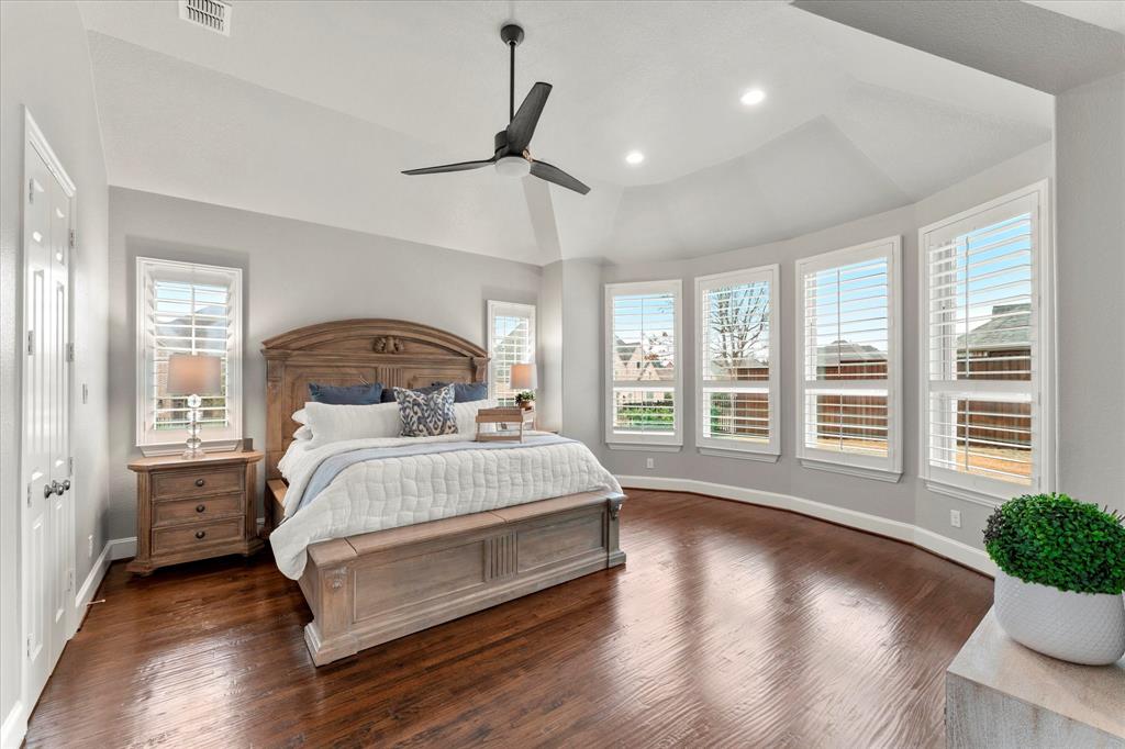 3460 Redpine Drive Prosper, TX 75078 - Photo 21 of 40 Primary suite...light, bright, and spacious!