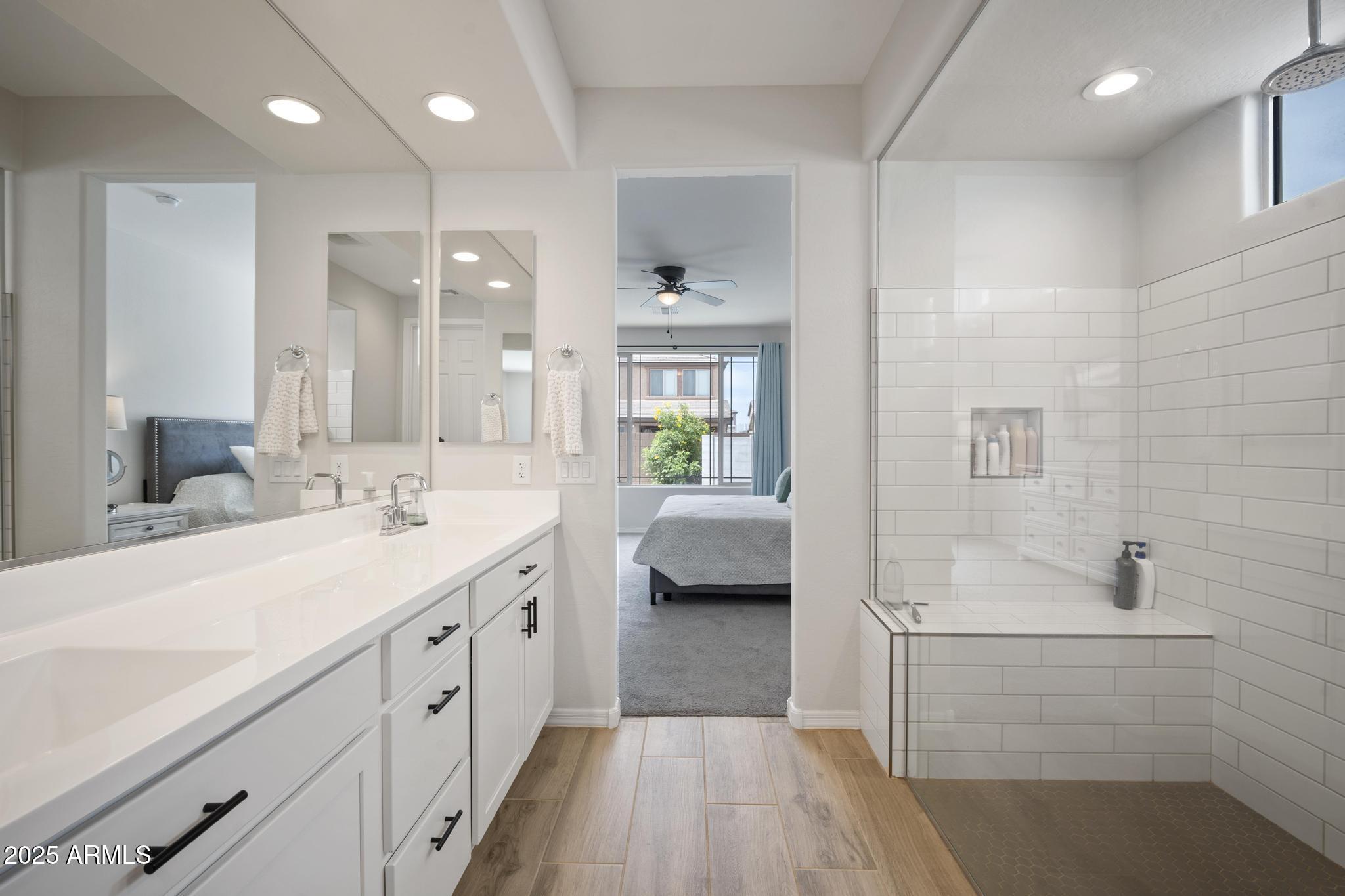 23018 East Mewes Road Queen Creek, AZ 85142 - Photo 15 of 33 SOL01026