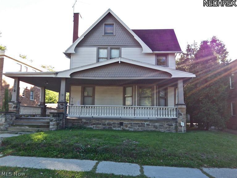 2500 Noble Road Cleveland, OH 44121 - Photo 1 of 8