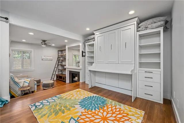 $3,000 | 17082 Pacific Coast Highway, Unit 102, Huntington Beach, CA 92649