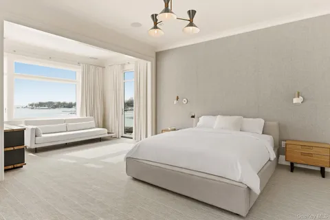 $19,500,000 | 217 Hommocks Road, Larchmont, NY 10538