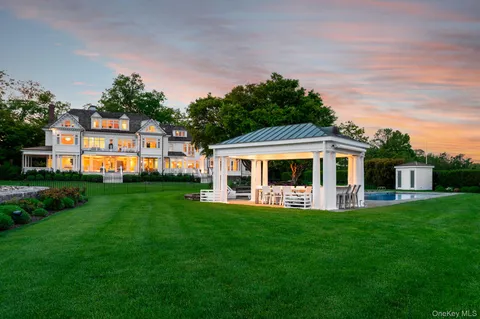 $19,500,000 | 217 Hommocks Road, Larchmont, NY 10538