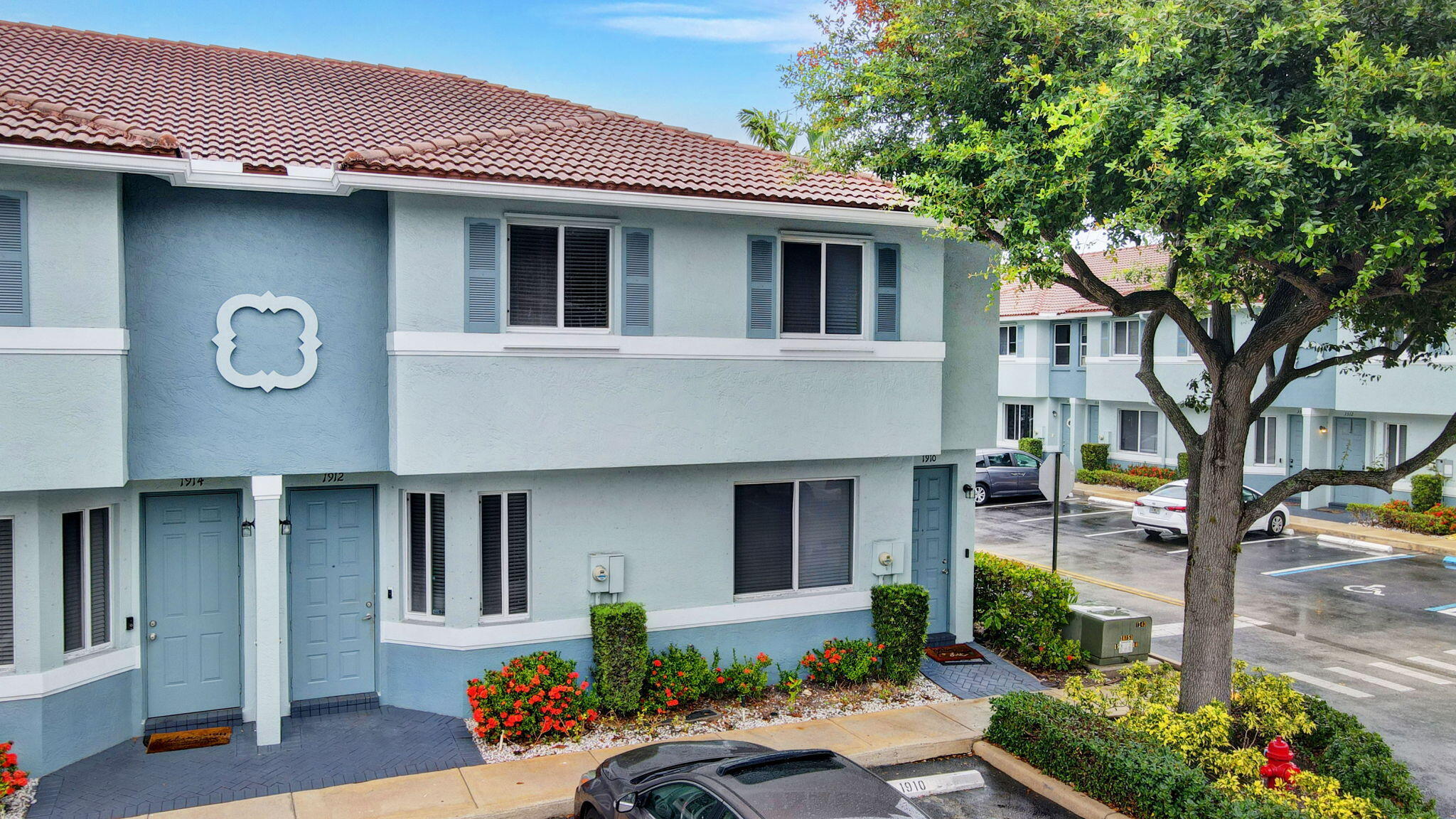 1912 Hibiscus Lane Riviera Beach, FL 33404 - Photo 2 of 55 1-web-or-mls-Apartment air (1)
