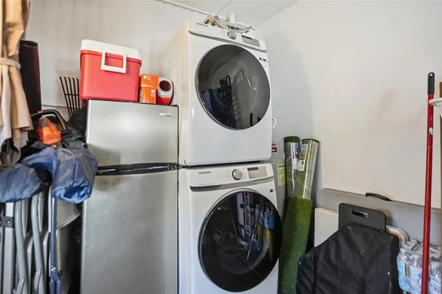 a view of house with street