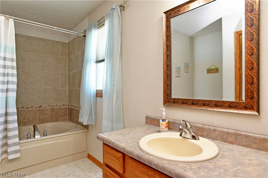 2010 Park Road Southeast Carrollton, OH 44615 - Photo 23 of 25 Gallery Image 23