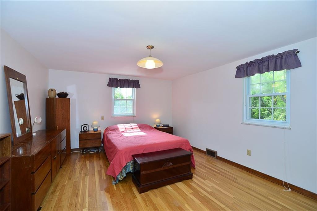 1321 Powers Run Road Pittsburgh, PA 15238 - Photo 7 of 12 Gallery Image 7