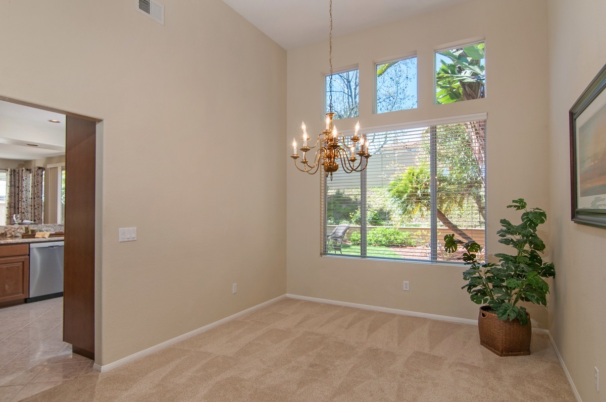 4832 Riding Ridge Road San Diego, CA 92130 - Photo 5 of 22