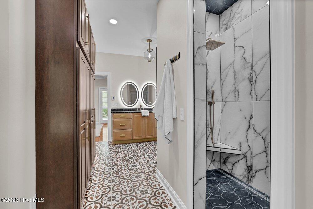 120 Middle Point Road Hampstead, NC 28443 - Photo 23 of 54 En Suite 2