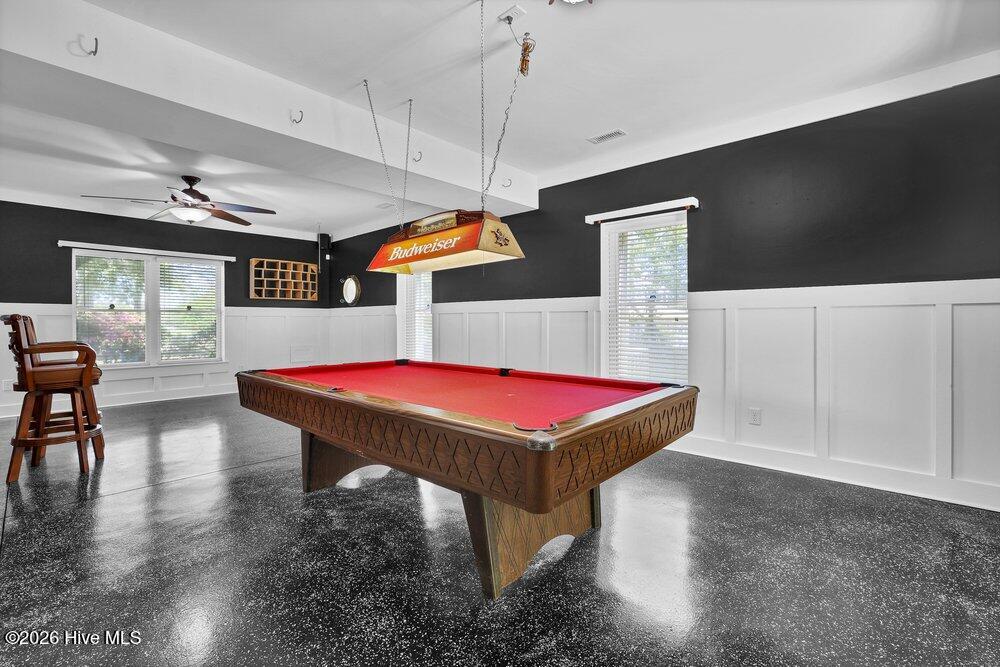 120 Middle Point Road Hampstead, NC 28443 - Photo 34 of 54 Pool Table Conveys!