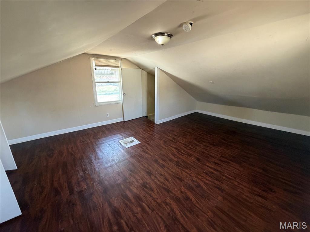 545 Davis Street St. Louis, MO 63111 - Photo 11 of 13