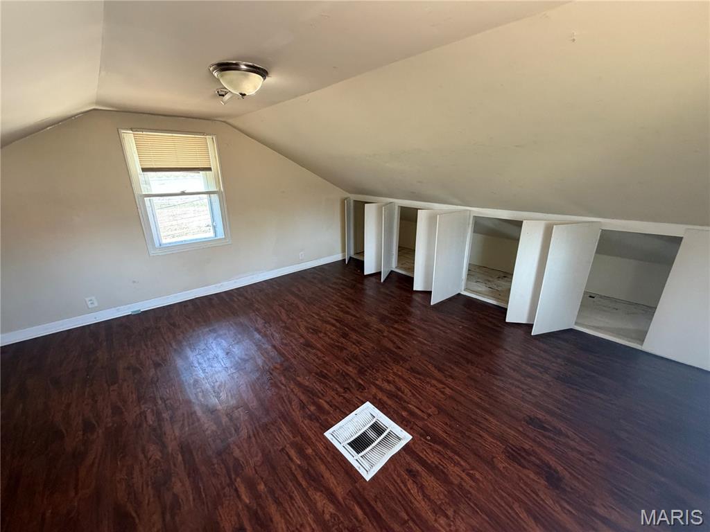 545 Davis Street St. Louis, MO 63111 - Photo 10 of 13