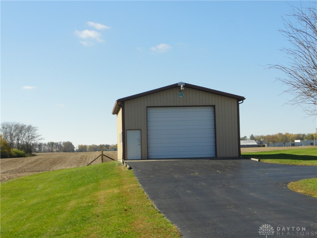 4118 South Range Line Road Laura, OH 45337 - Photo 5 of 36 Gallery Image 5