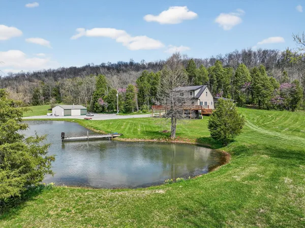 $819,900 | 7516 Log Lick Road, Florence, IN 47020