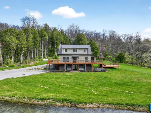 $819,900 | 7516 Log Lick Road, Florence, IN 47020