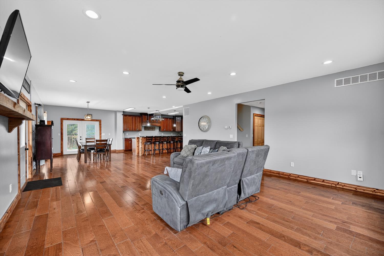 7516 Log Lick Road Florence, IN 47020 - Photo 35 of 70