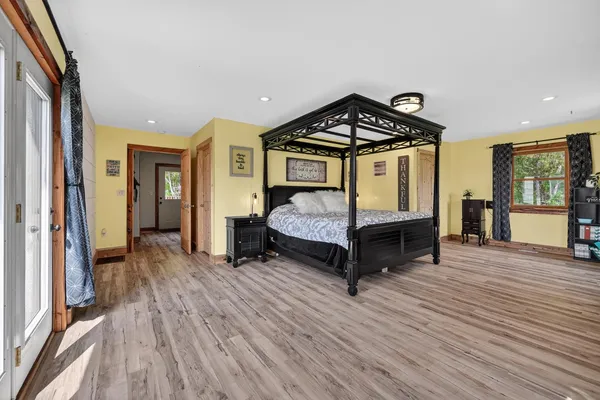 $819,900 | 7516 Log Lick Road, Florence, IN 47020