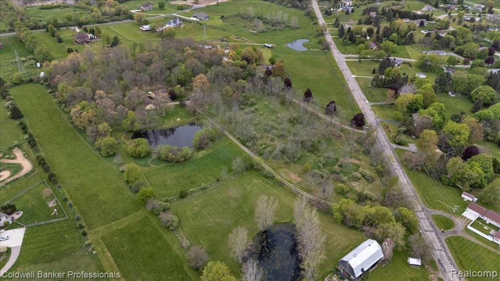3305 Ludwig Road Oxford, MI 48371 - Photo 4 of 36 Gallery Image 4