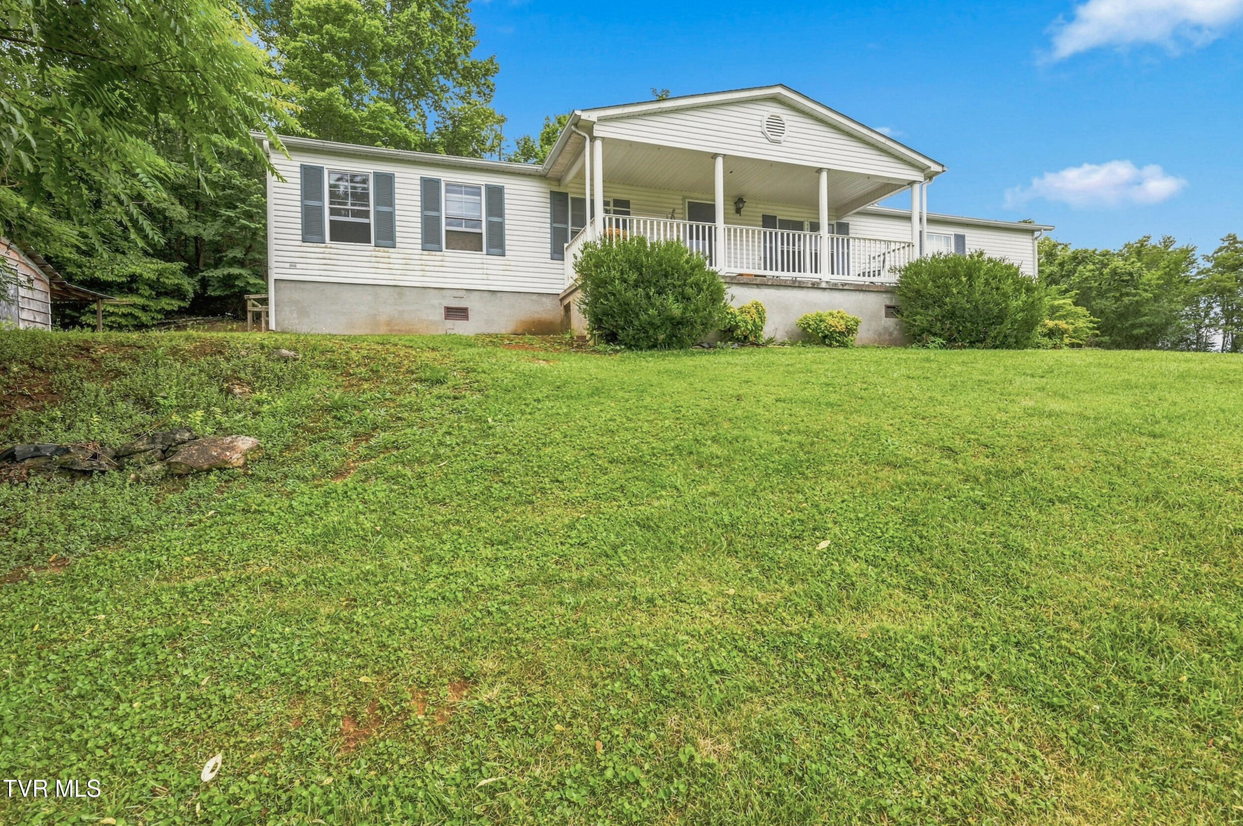 12018 Dettor Road Bristol, VA 24202 - Photo 1 of 26 dsc_0853 copy