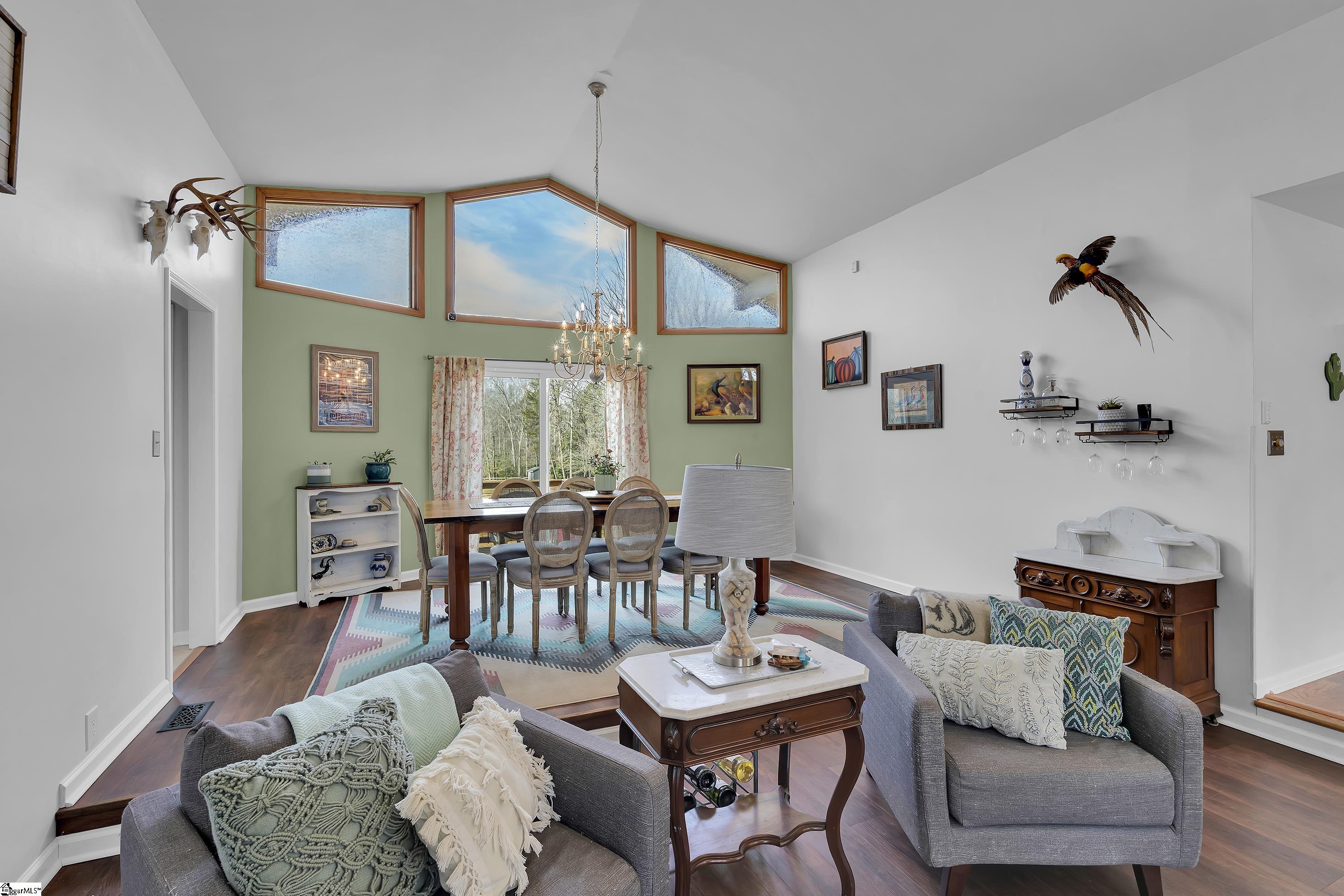 130 Graystone Drive Moore, SC 29369 - Photo 3 of 49