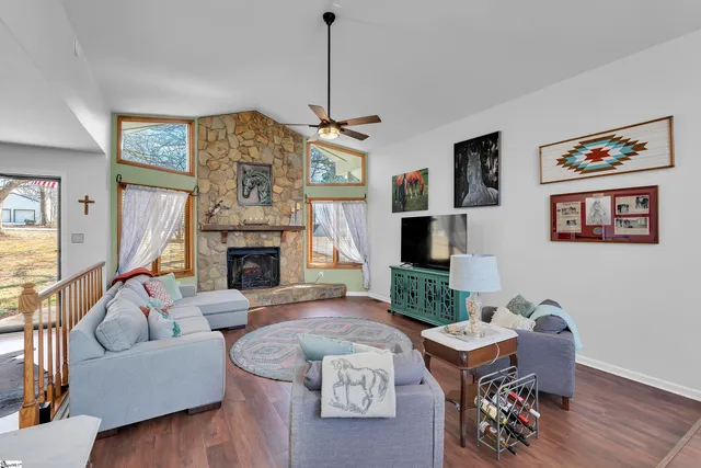 $495,000 | 130 Graystone Drive, Moore, SC 29369