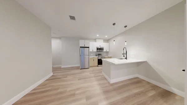 $2,900 | 1700 Dorchester Avenue, Unit 204, Boston, MA 02122