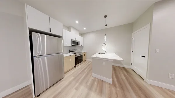 $2,900 | 1700 Dorchester Avenue, Unit 204, Boston, MA 02122