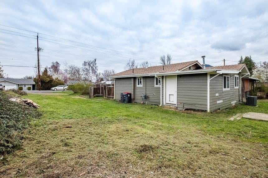1934 Spring Street Medford, OR 97504 - Photo 27 of 28 Additional Photo