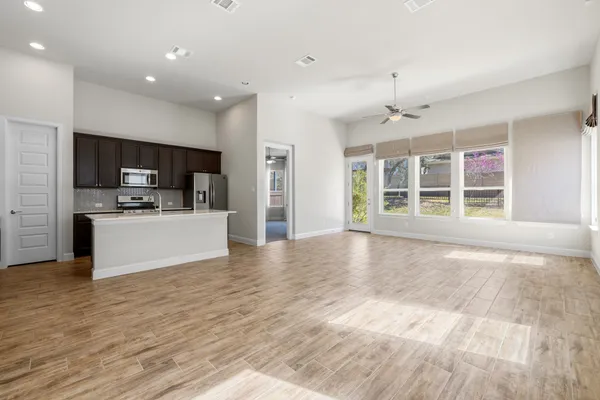 $2,350 | 601 C-Bar Ranch Trail, Unit 29, Cedar Park, TX 78613