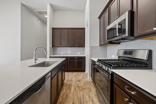 $2,350 | 601 C-Bar Ranch Trail, Unit 29, Cedar Park, TX 78613