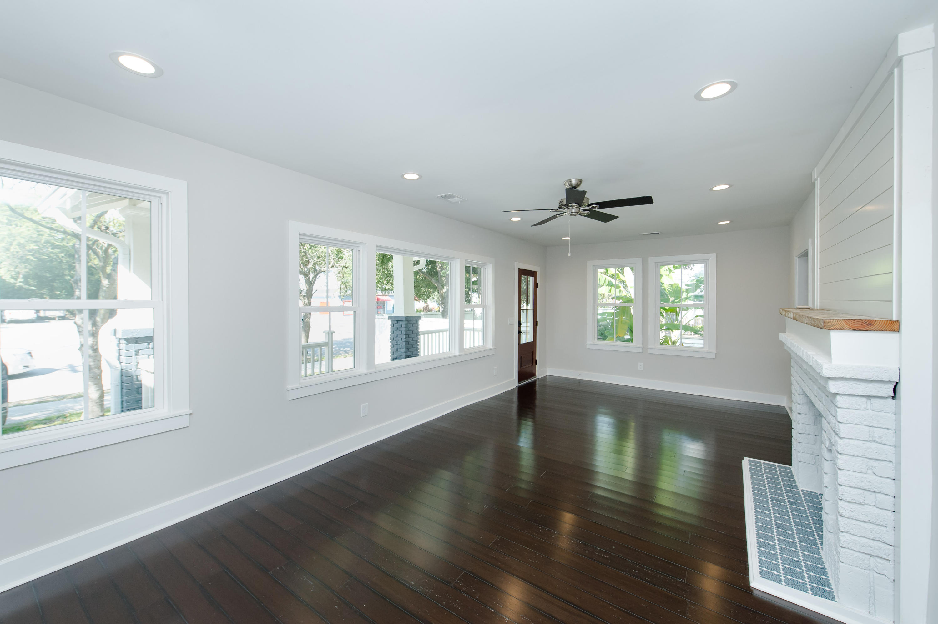 834 Rutledge Avenue Charleston, SC 29403 - Photo 13 of 40 834 Rutledge Ave_Low Res-15