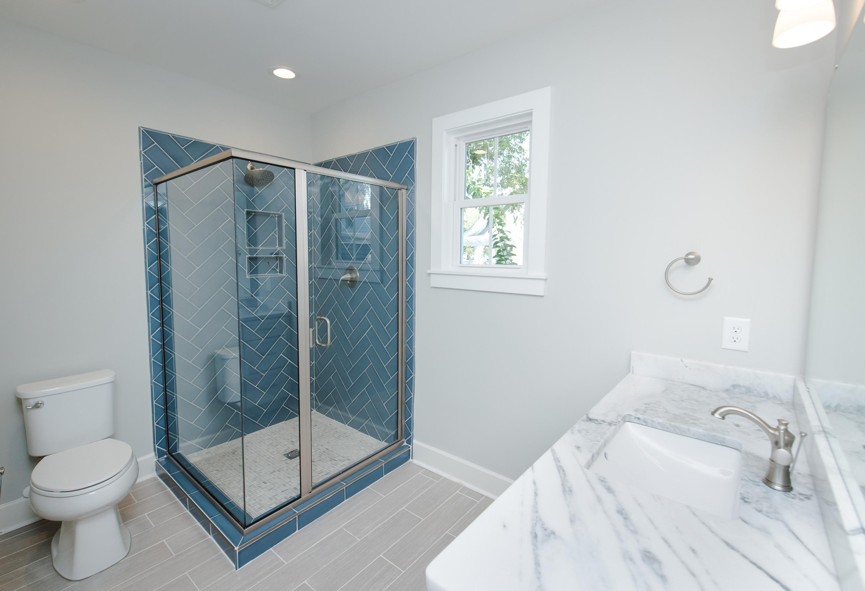 834 Rutledge Avenue Charleston, SC 29403 - Photo 21 of 40 834 Rutledge Ave_Low Res-23