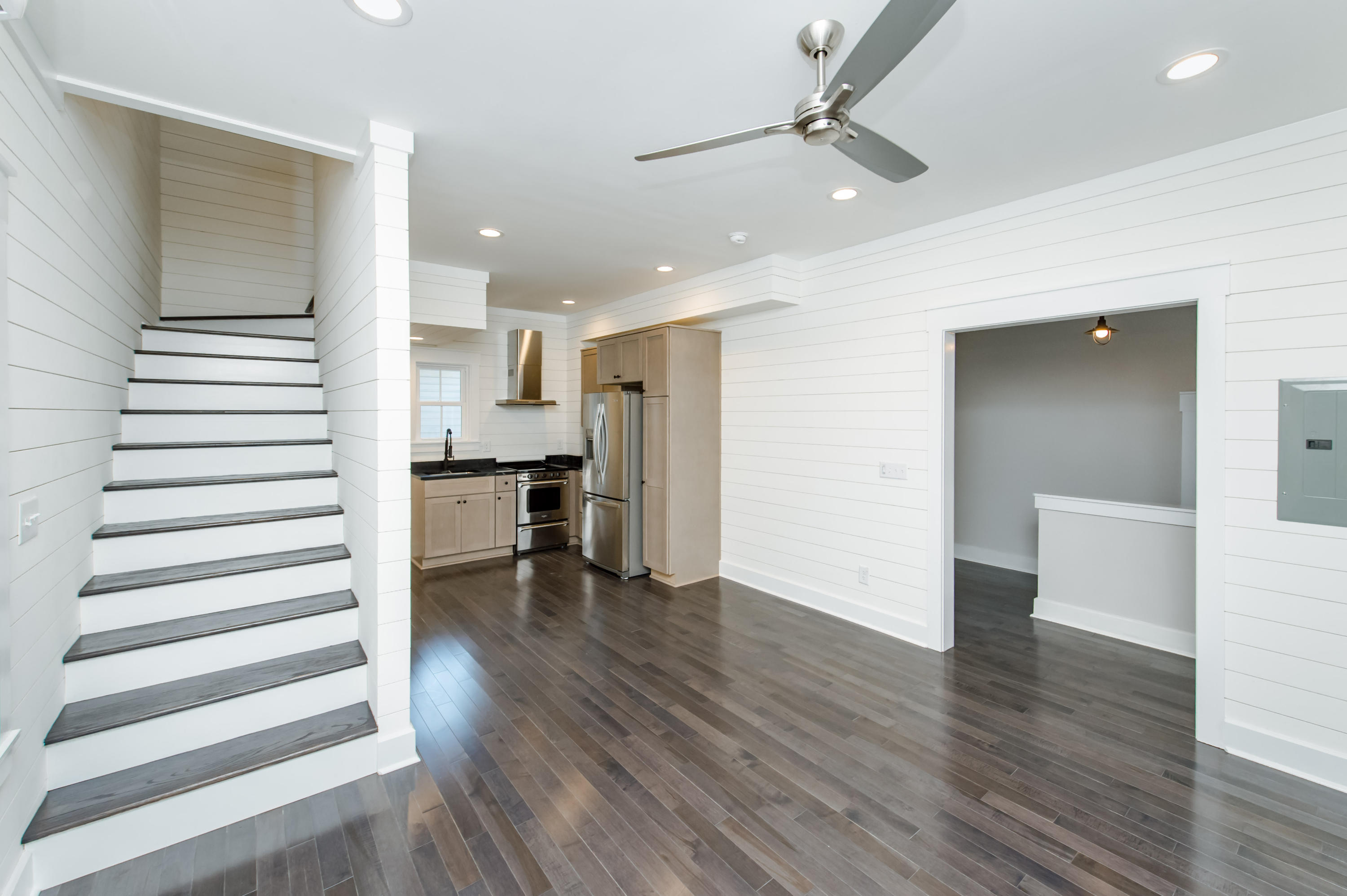 834 Rutledge Avenue Charleston, SC 29403 - Photo 29 of 40 834 Rutledge Ave_Low Res-31