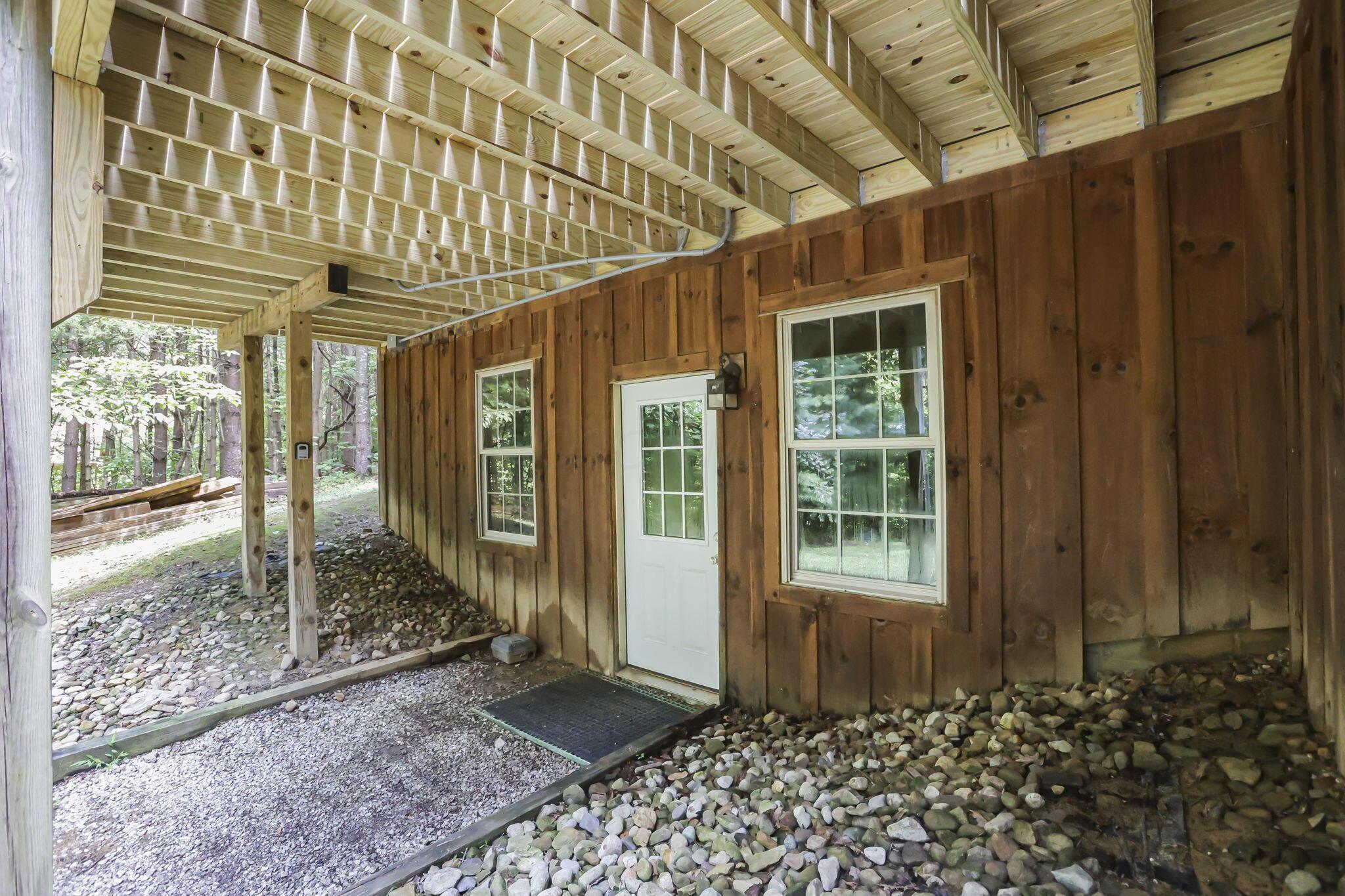 19475 Linden Road Logan, OH 43138 - Photo 63 of 94 Entrance