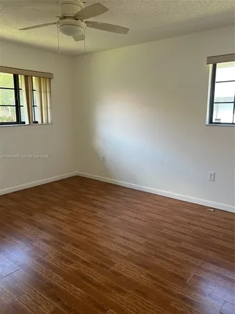 $2,300 | 20680 Northeast 4th Court, Unit 206, Miami, FL 33179
