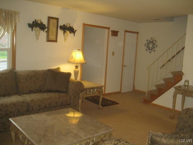 2923 Center Road Northampton, PA 18067 - Photo 3 of 38 Gallery Image 3