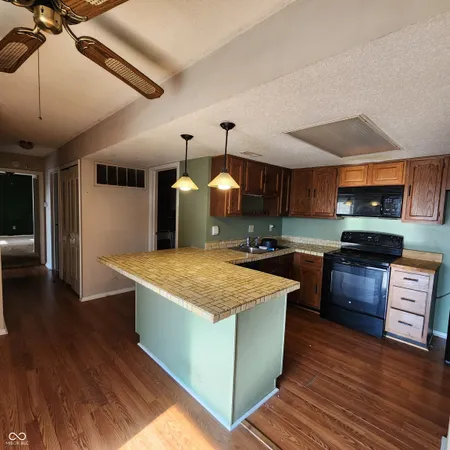 $94,500 | 1622 Queensbridge Square, Unit 7, Indianapolis, IN 46219