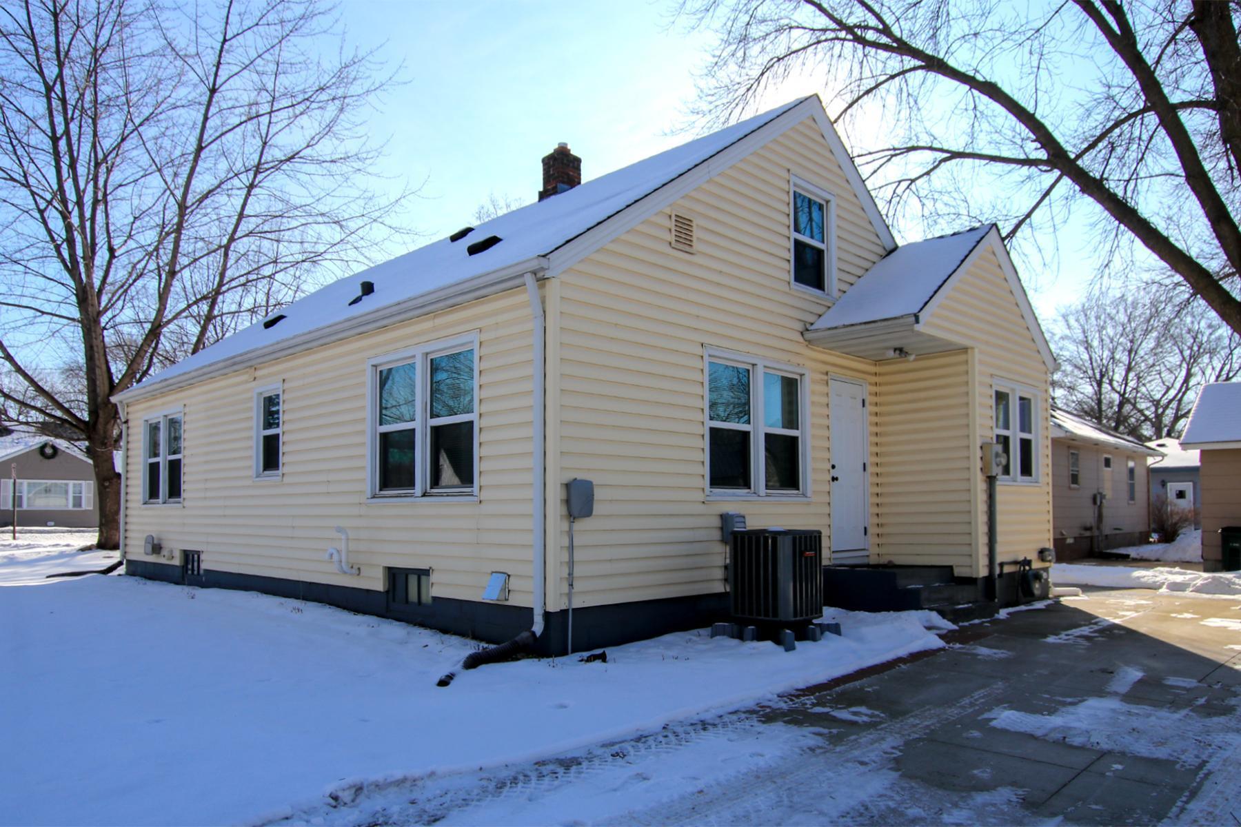 706 Lynn Road Southwest Hutchinson, MN 55350 - Photo 22 of 26