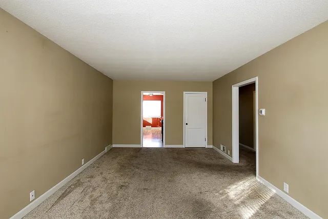 $219,000 | 706 Lynn Road Southwest, Hutchinson, MN 55350