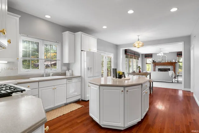 $548,688 | 703 Emerald Drive, Lafayette, IN 47905