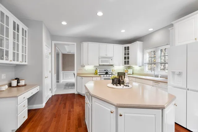 $548,688 | 703 Emerald Drive, Lafayette, IN 47905