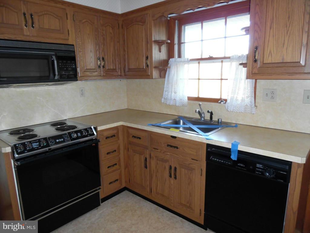 763 Chick Road Tuscarora, MD 21790 - Photo 3 of 13 Interior (General)