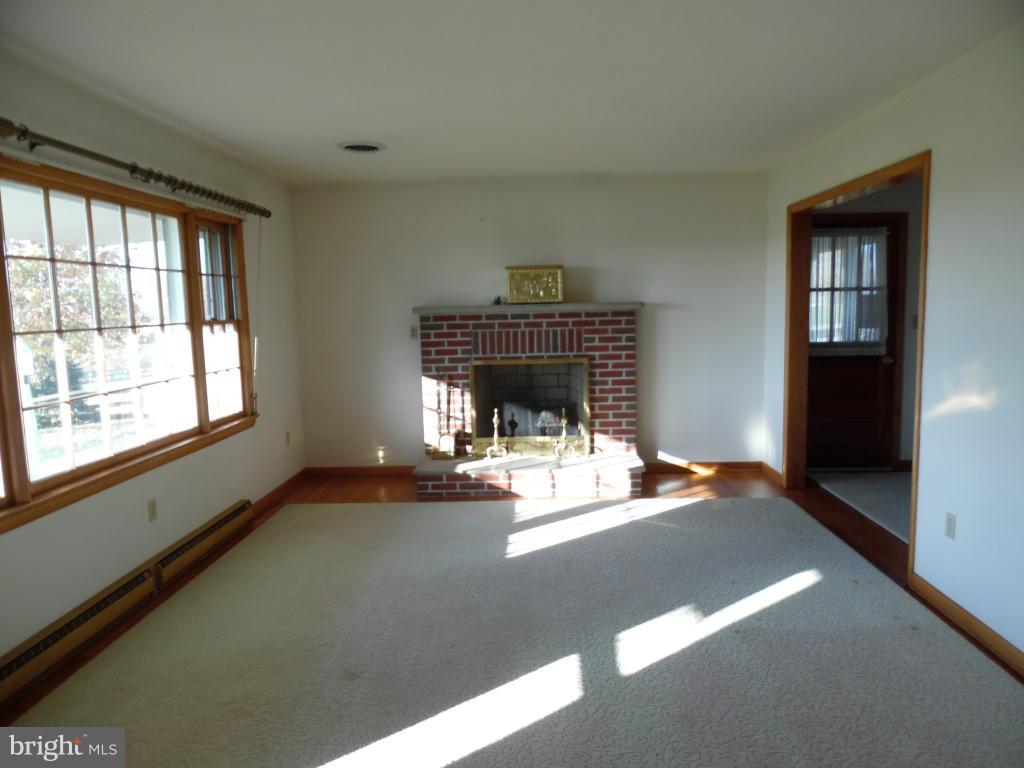 763 Chick Road Tuscarora, MD 21790 - Photo 4 of 13 Interior (General)