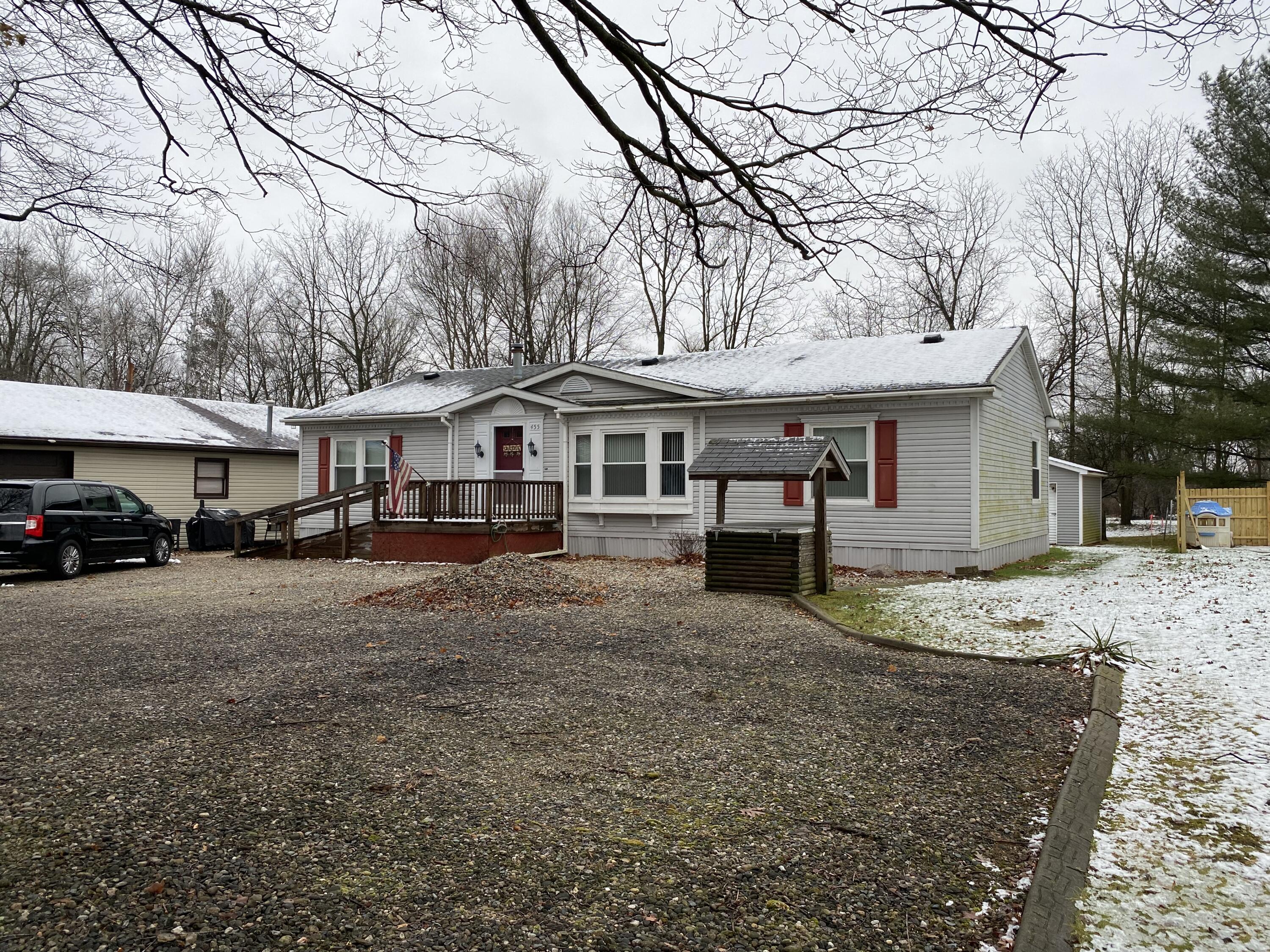 453 South Burr Oak Road Colon, MI 49040 - Photo 4 of 10 066FB540-145C-44ED-A7EB-9683FA531327