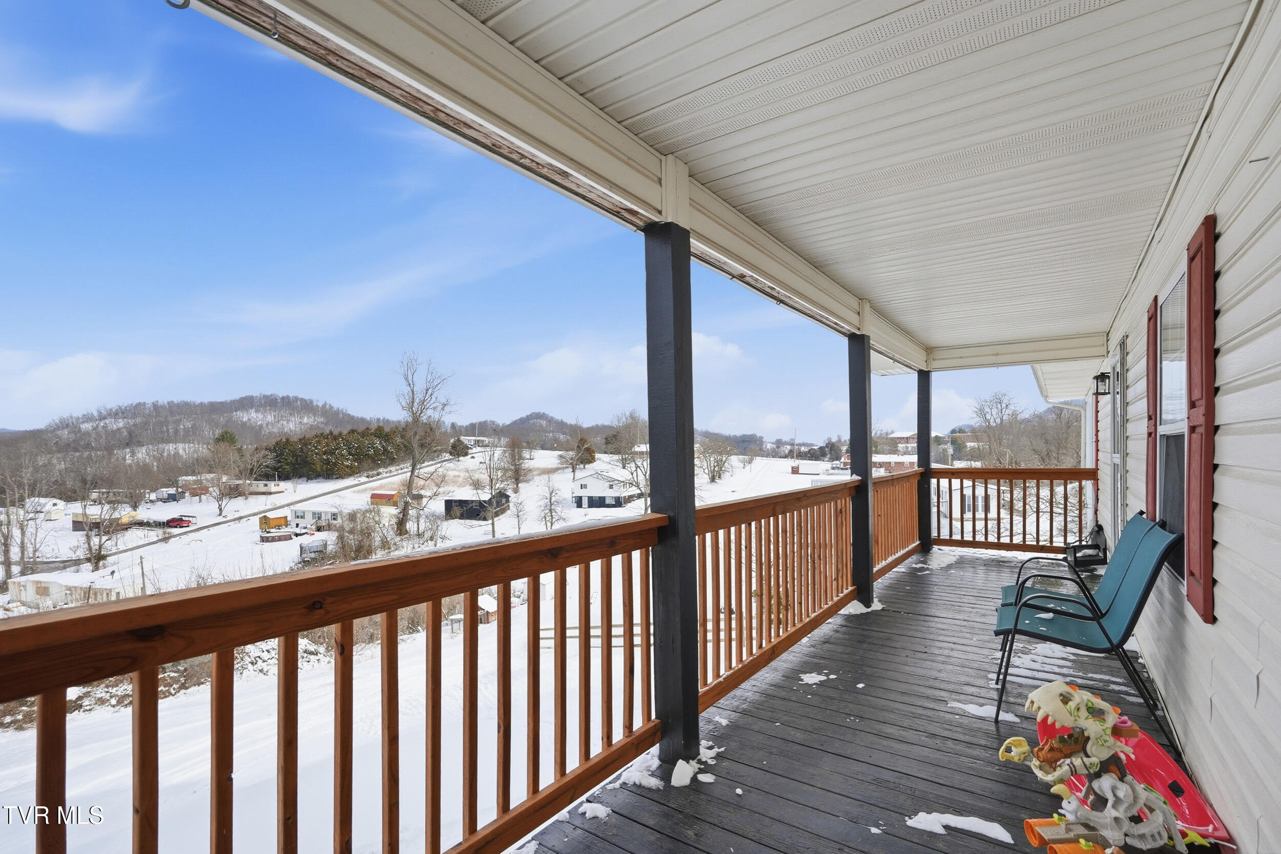 117 Middle Avenue Cleveland, VA 24225 - Photo 4 of 32 11_117 middle ave-19