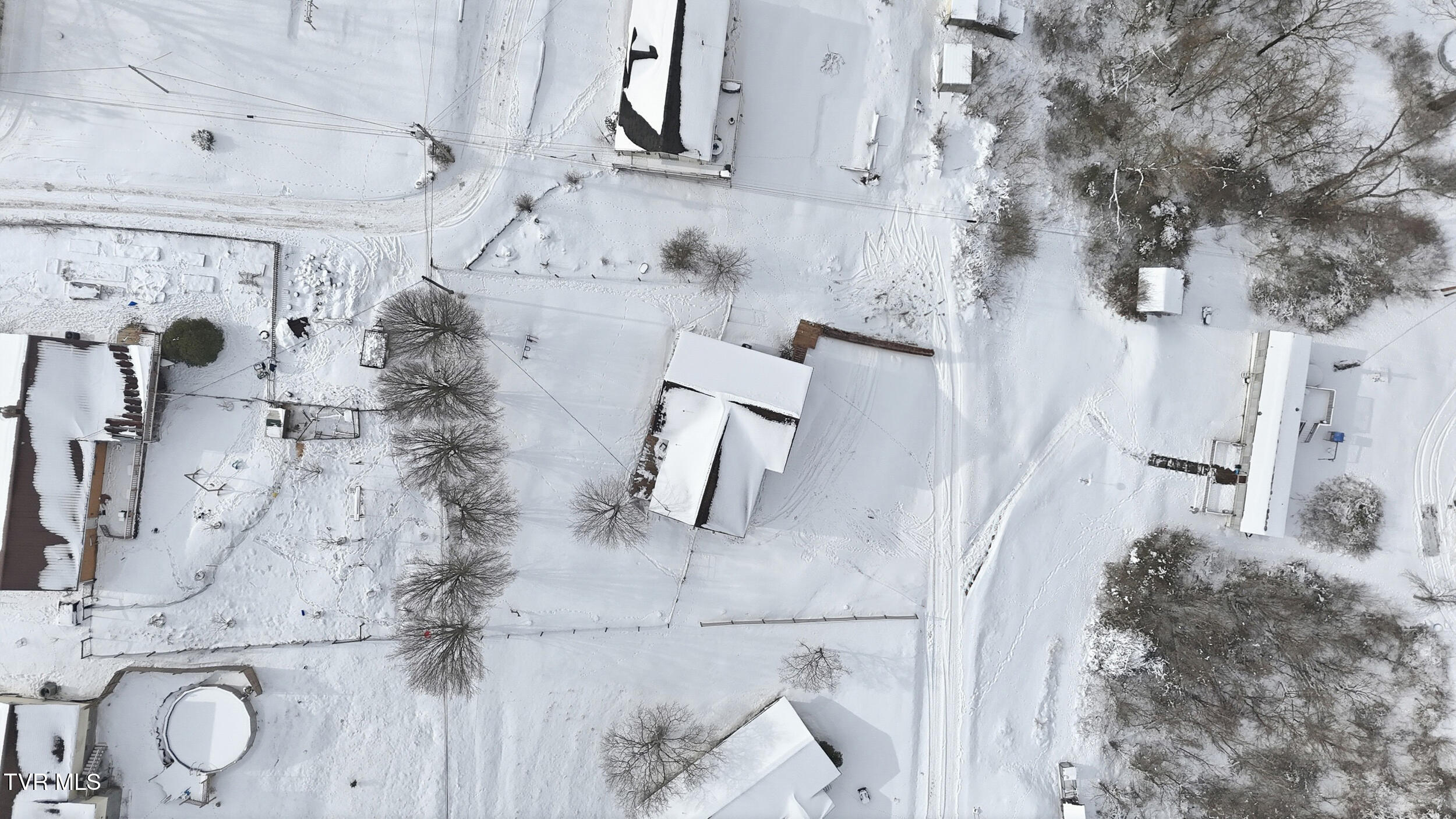 117 Middle Avenue Cleveland, VA 24225 - Photo 9 of 32 22_117 middle ave-11