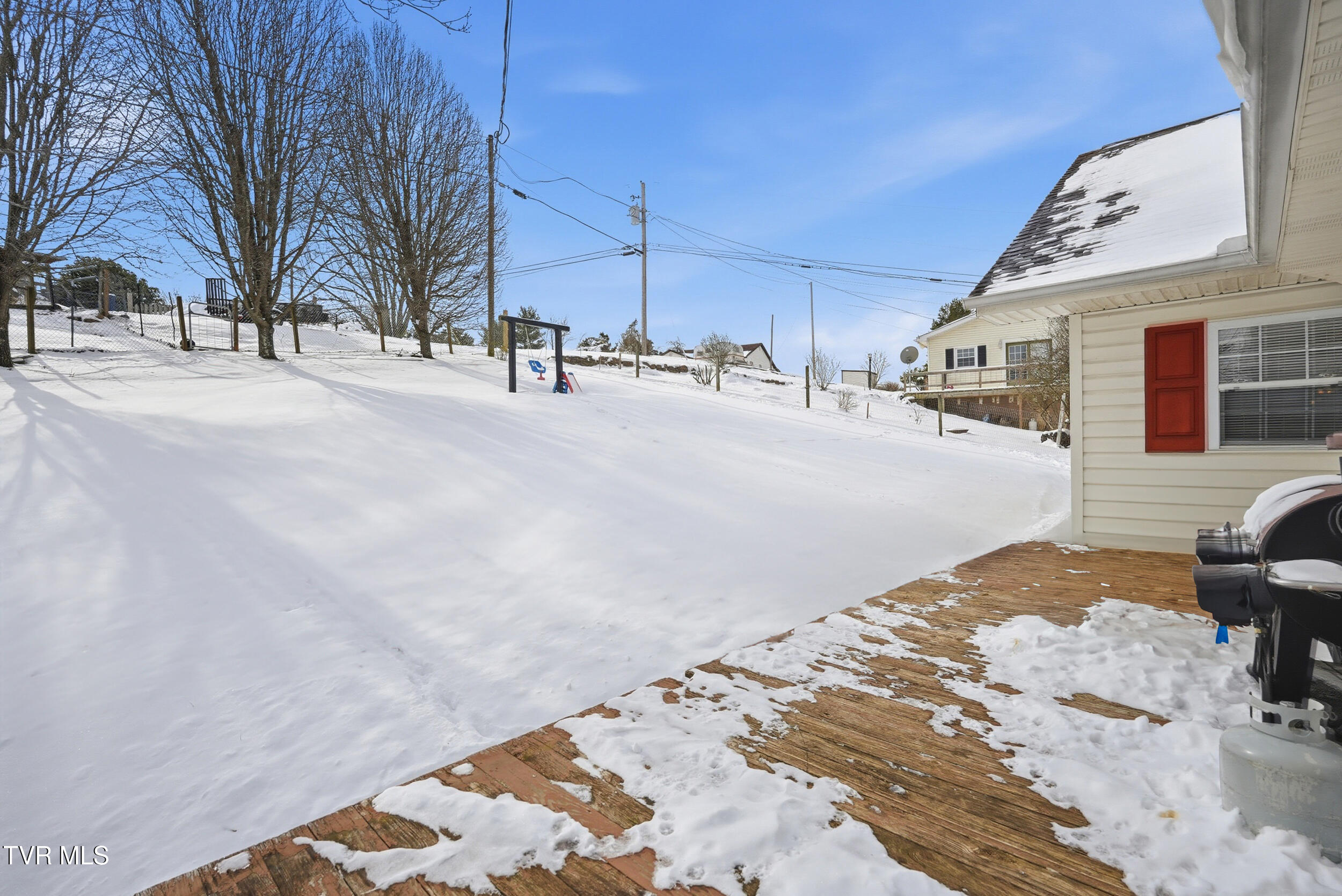 117 Middle Avenue Cleveland, VA 24225 - Photo 10 of 32 14_117 middle ave-22